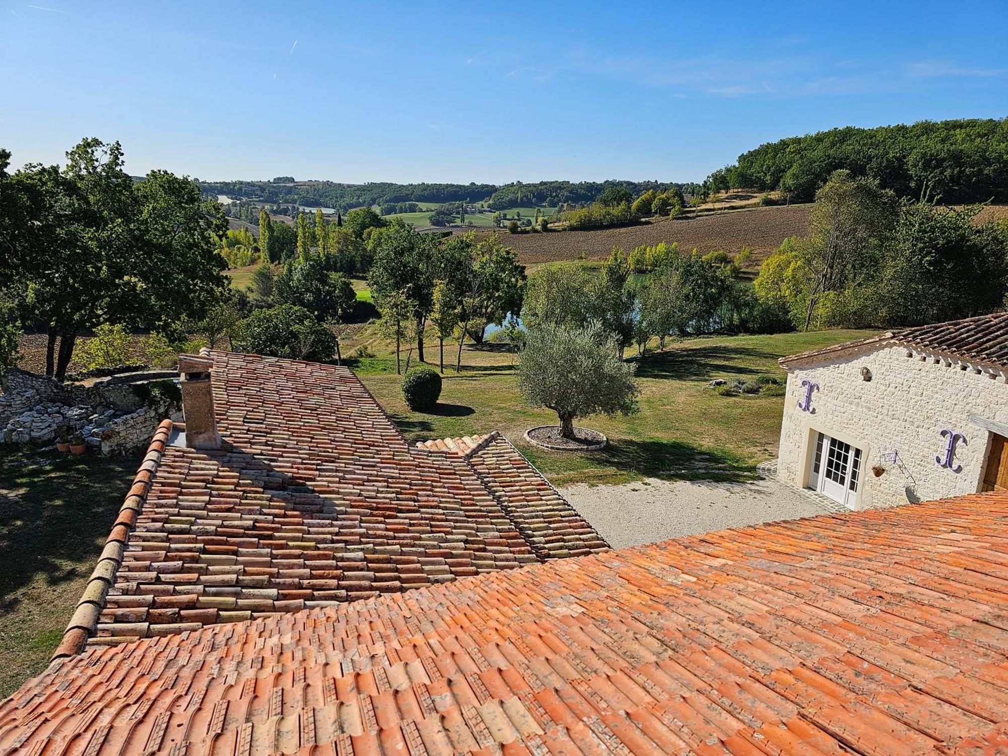 Le Gite Du Souffle Des Anges Sauveterre  Buitenkant foto
